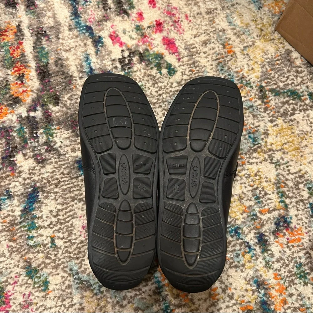 Ecco men’s casual driving loafers black size 12. Arch support & cushioned!